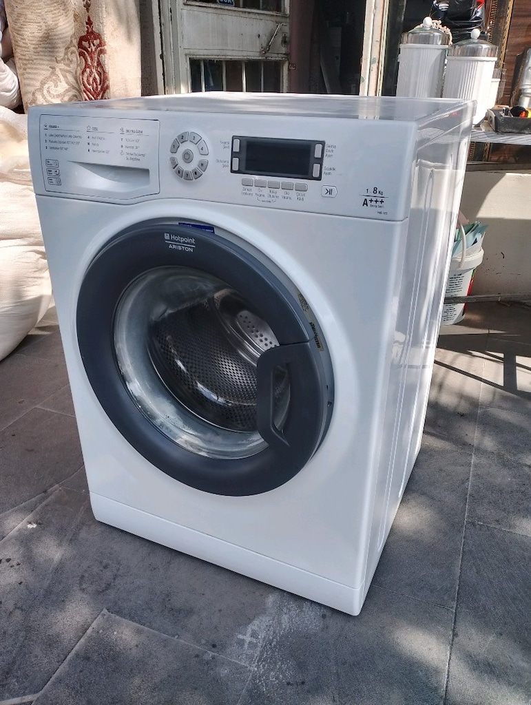HOTPOİNT ARİSTON A ENERJİ 8 KG DİJİTAL EKRAN TEMİZ SAĞLAM ÇAMAŞIR MAKİ - 8