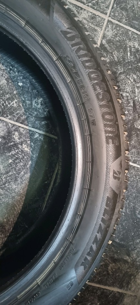 205 55 19 bridgestone blizzak kışlık lastik - 6