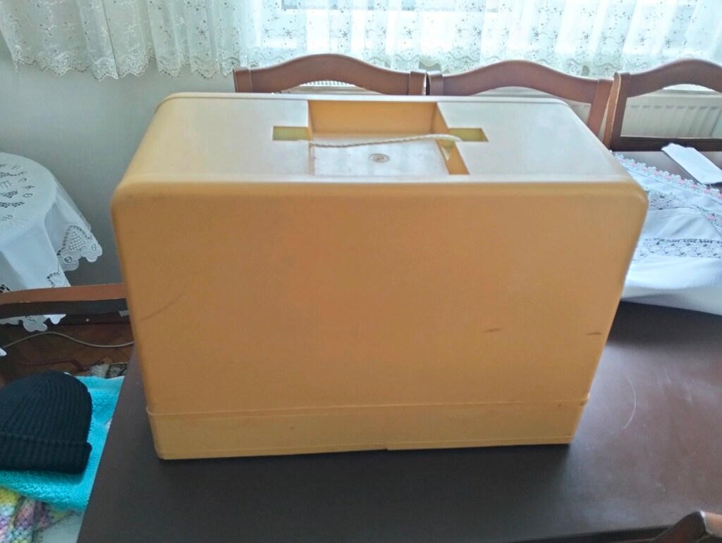Singer portatif,taşınabilen dikiş makinesi - 11