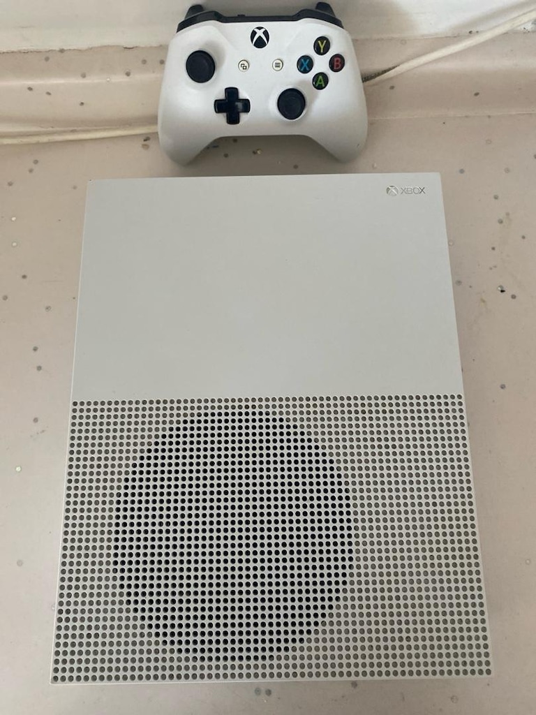 XBOX ONE S( 500 GB) - 3
