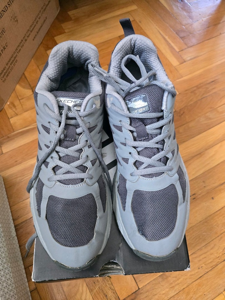 skechers 44 numara spor ayakkabı