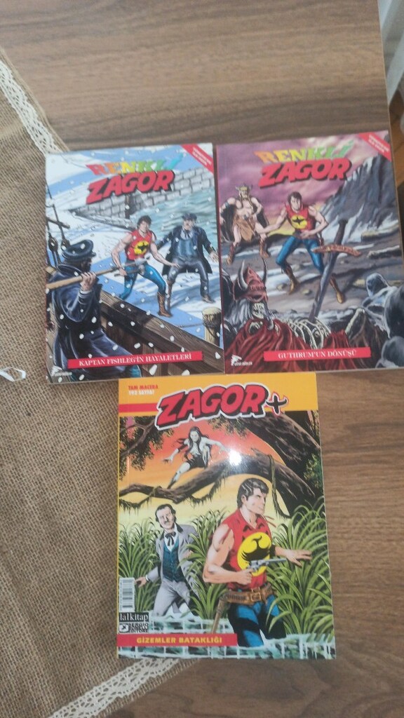 Renkli Zagor Ve Zagor Darkwood Hikayeleri