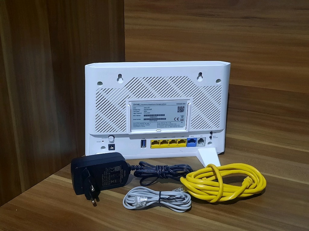 VDSL MODEM 5G VE 2.4G, YENİ NESİL, SIFIR GİBİ, ZYXEL, 0468 - 2