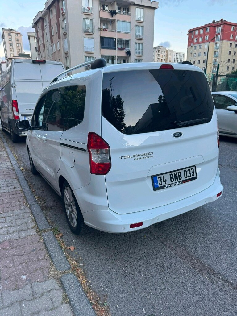 fort Tourneo courier 1.5 titanyum 117 .000km - 4