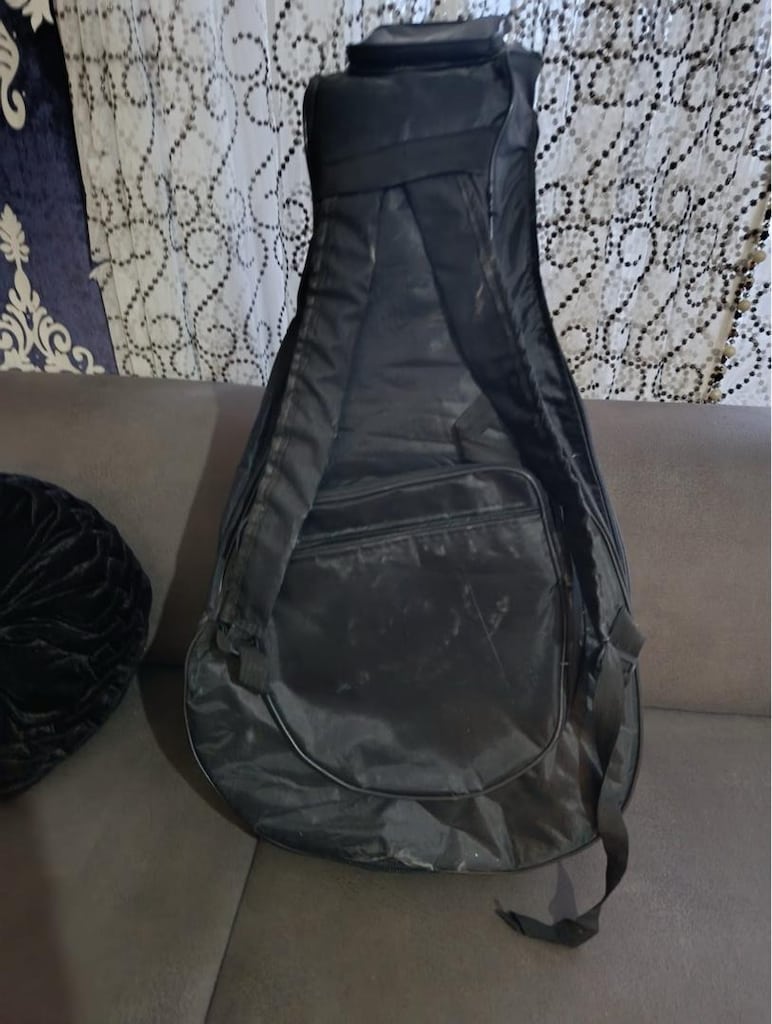 koruyucu kılıfıyla birlikte ud - 4
