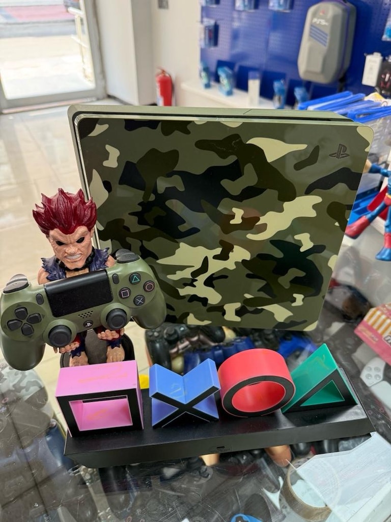 Özel seri Ps4 1 tb Orjinal tek kol - 2