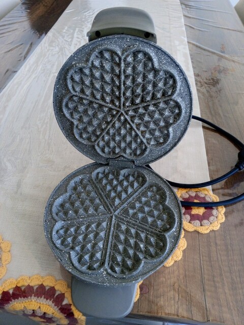 temiz waffle makinesi