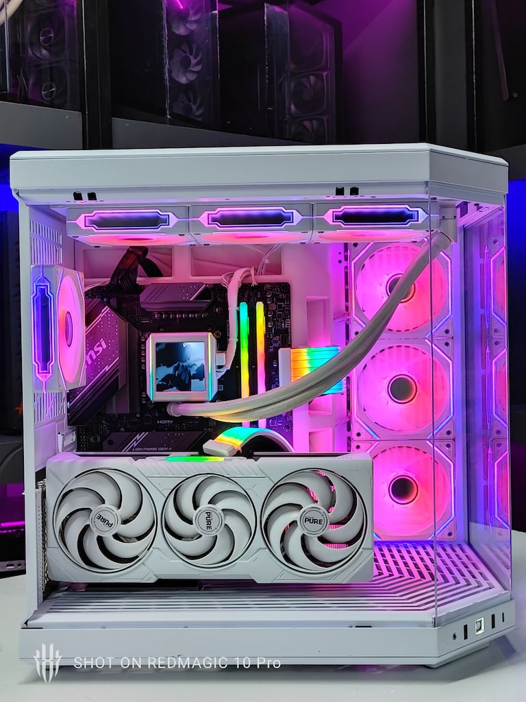 Ryzen 7 7800X3D - RX 9070 XT 16GB - 32GB RAM - 1TB M.2 SSD - 2