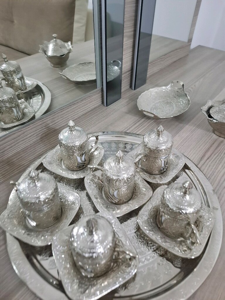 Vitrin eşyaları - 8