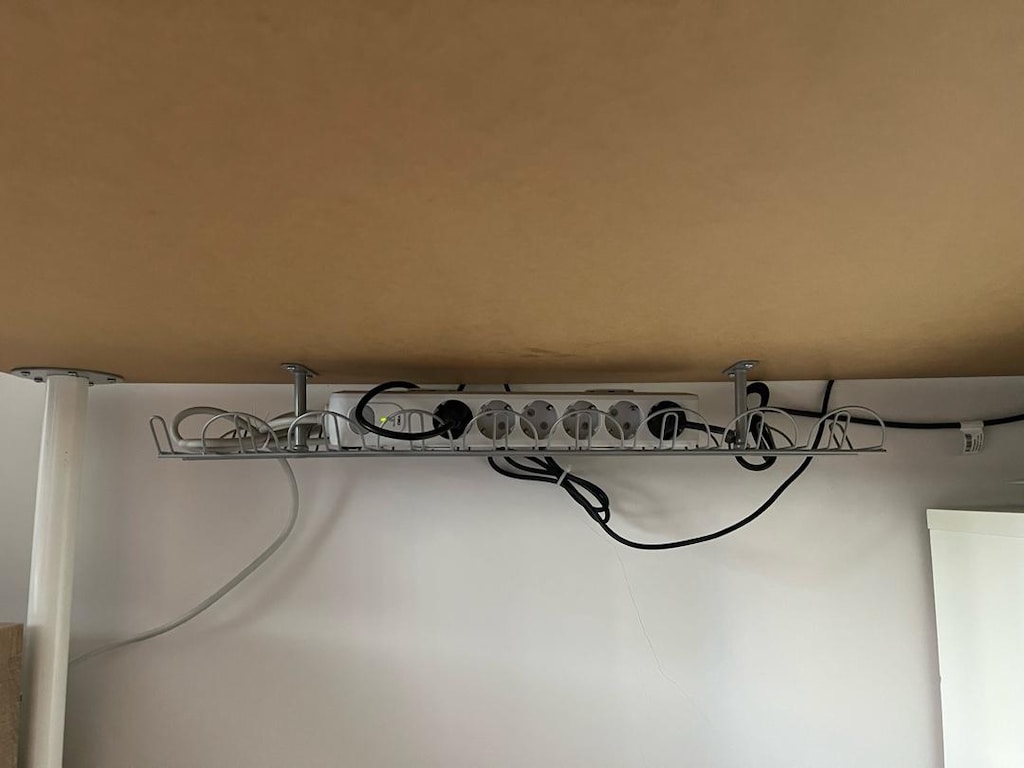 İkea Linnmon 150x75 cm Masa ve Signum Kablo Düzenleyici - 2
