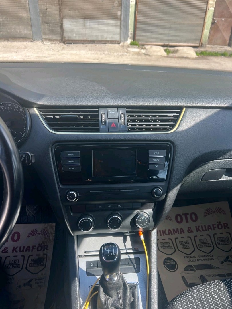 Hatasız Boyasız Değişensiz 2015 Scoda Octavia 1.2 TSI Ambition - 6