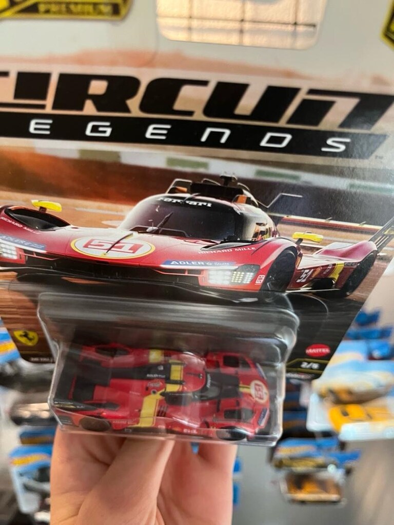 HOT WHEELS FERRARİ - 4