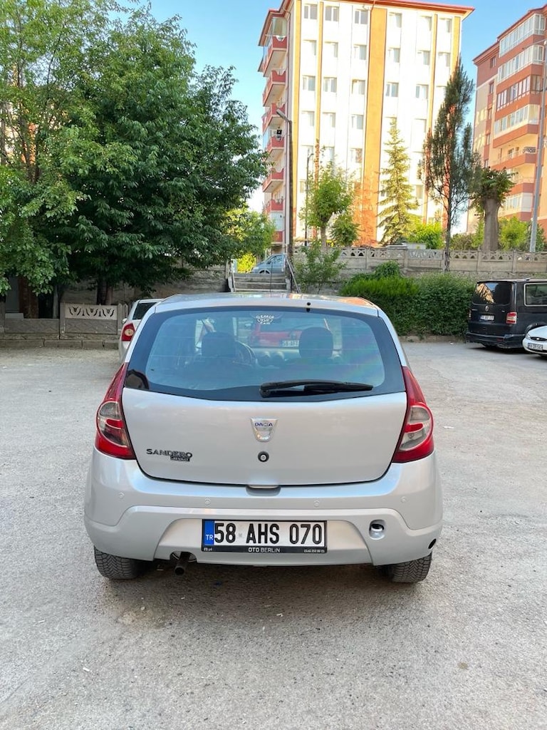 dacia sandero - 10