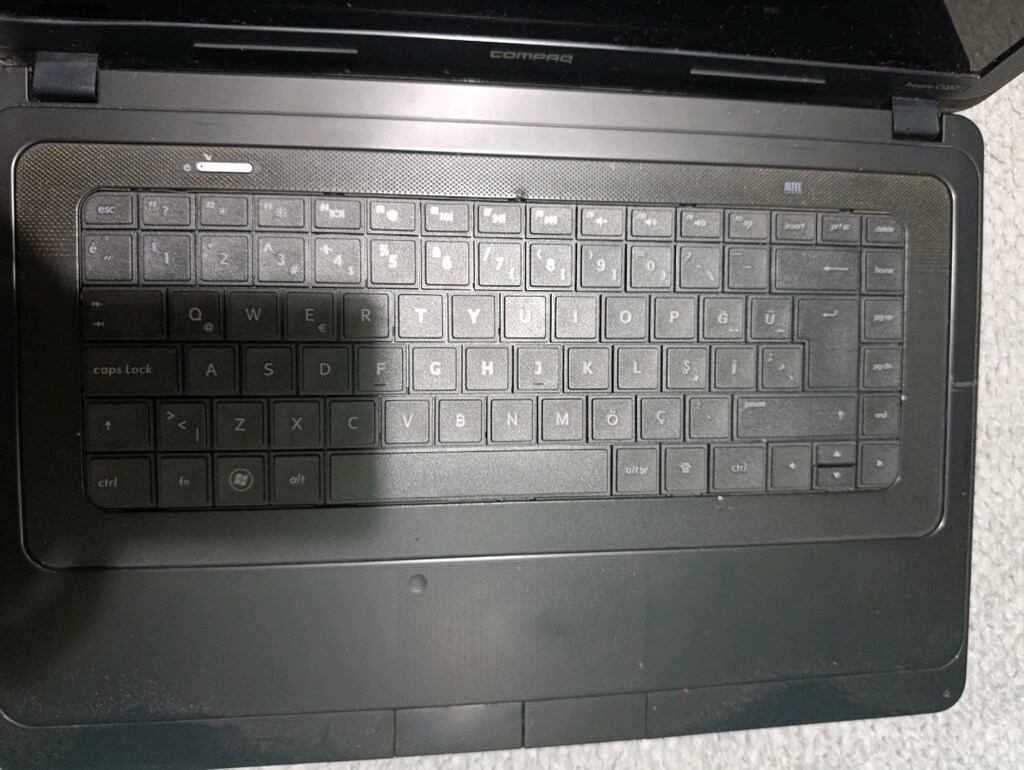 Compaq dizüstü bilgisayar - 3