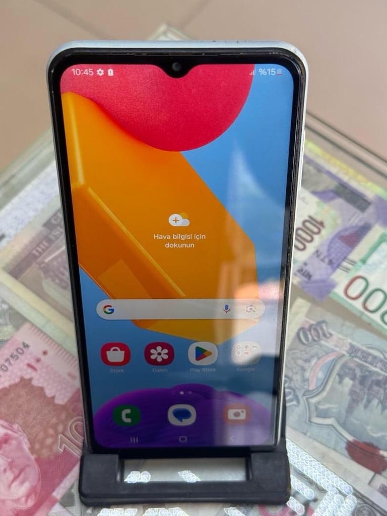 Samsung M13 128/4gb - 8
