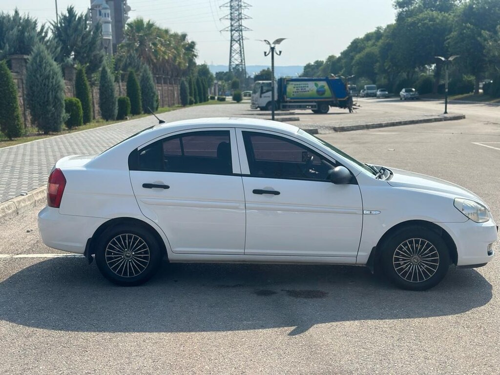 SAHİBİNDEN HATASIZ OTOMATİK HYUNDAİ ACCENT 2012 - 7