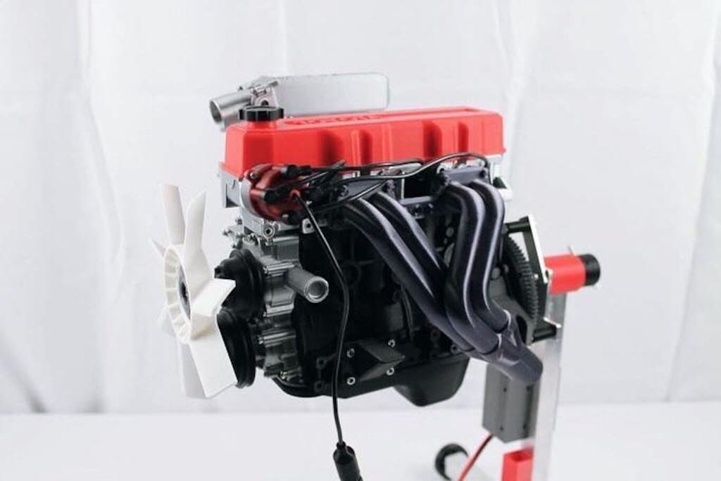 Diecast Motor Modeli 4 Pistonlu Hareketli - 3