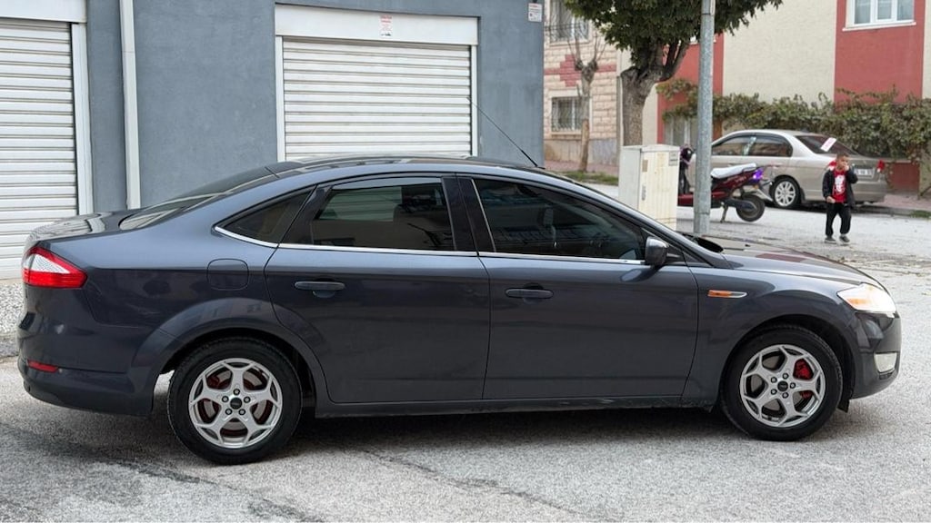 Sahibinden Ford Mondeo 2010 Temiz Bakımlı Fırsat Aracı - 4