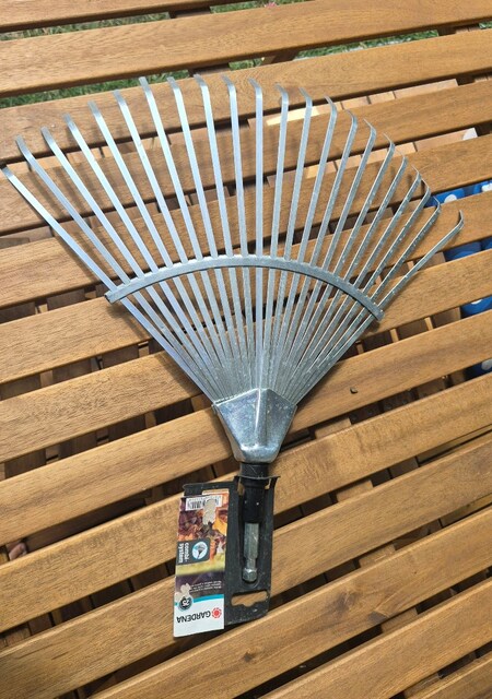 GARDENA combisystem Yaprak Tırmığı (3102)