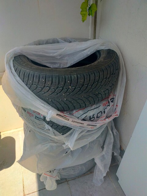 Temiz Nokian Tyres SUV 4 225/60 R17 99V