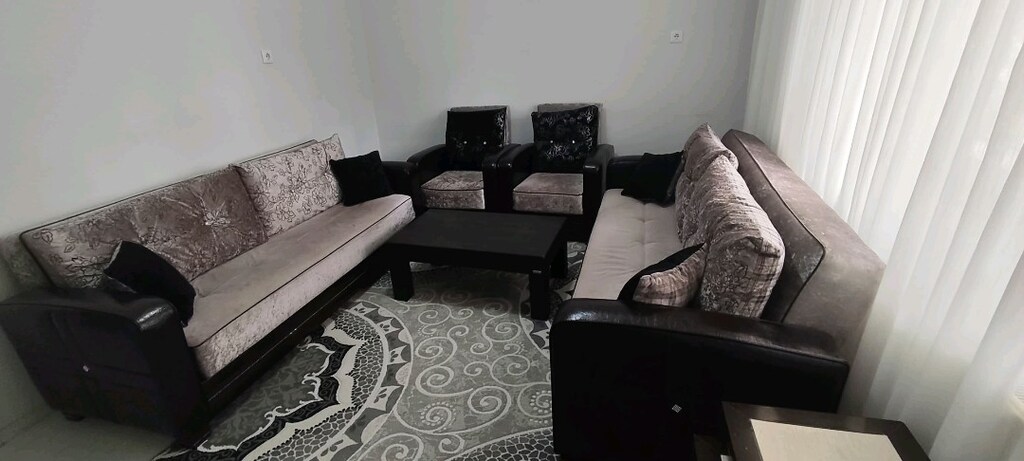 Koltuk takımı, halı - 2