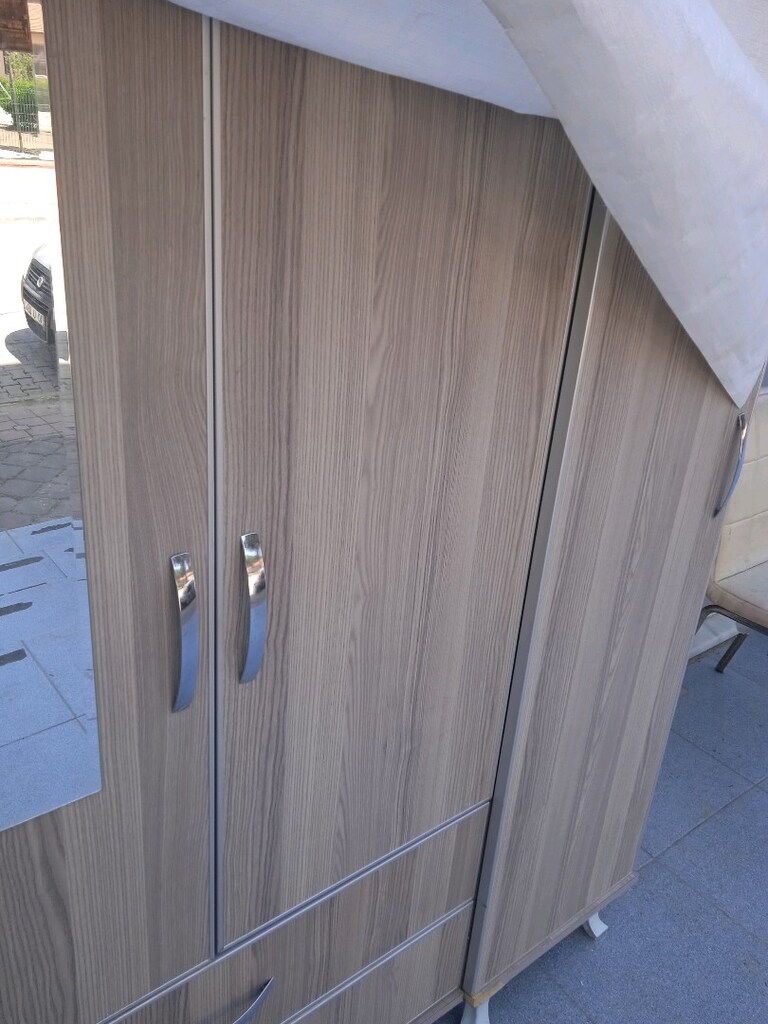 elbise dolabı - 2