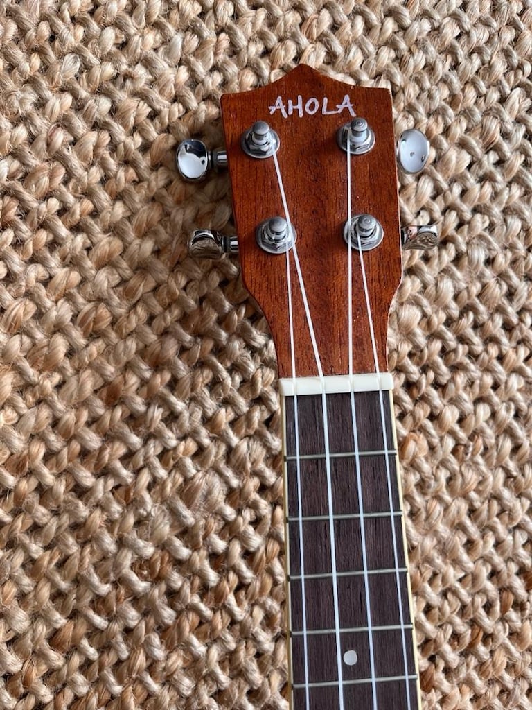 Ukulele - 2