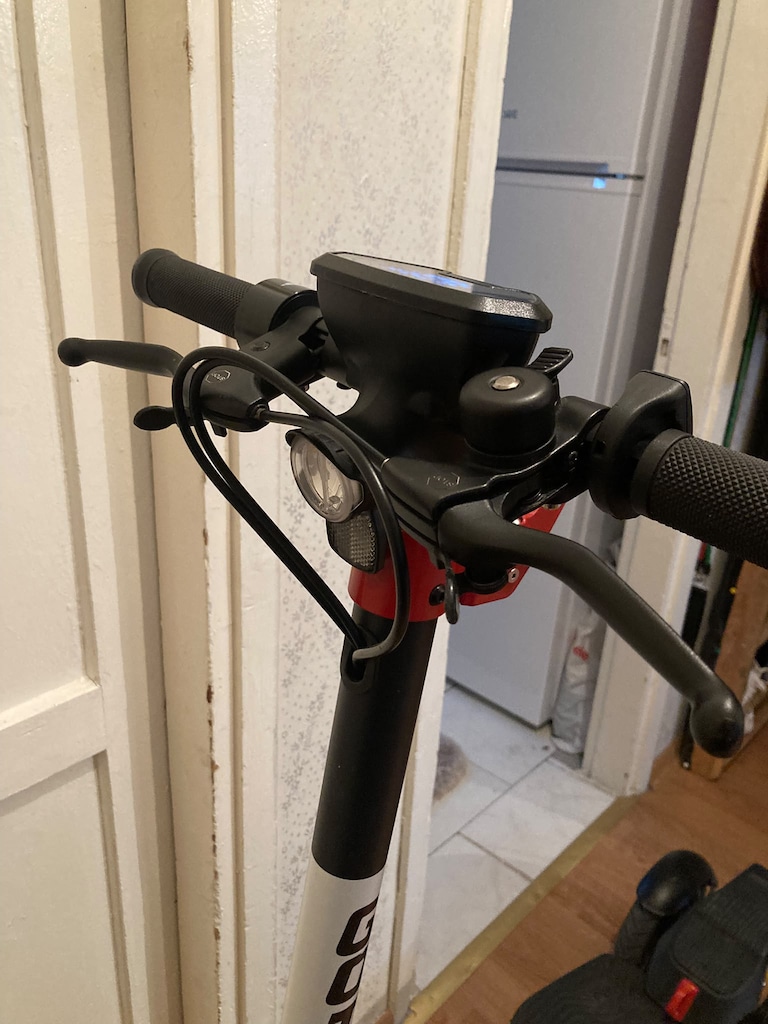 Gotrax Elektrikli Scooter 3 Tekerlekli – Güçlü, Konforlu ve Temiz - 7