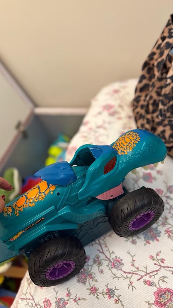 Hot Wheels araba yiyen monster trcuk mega wrex - 2