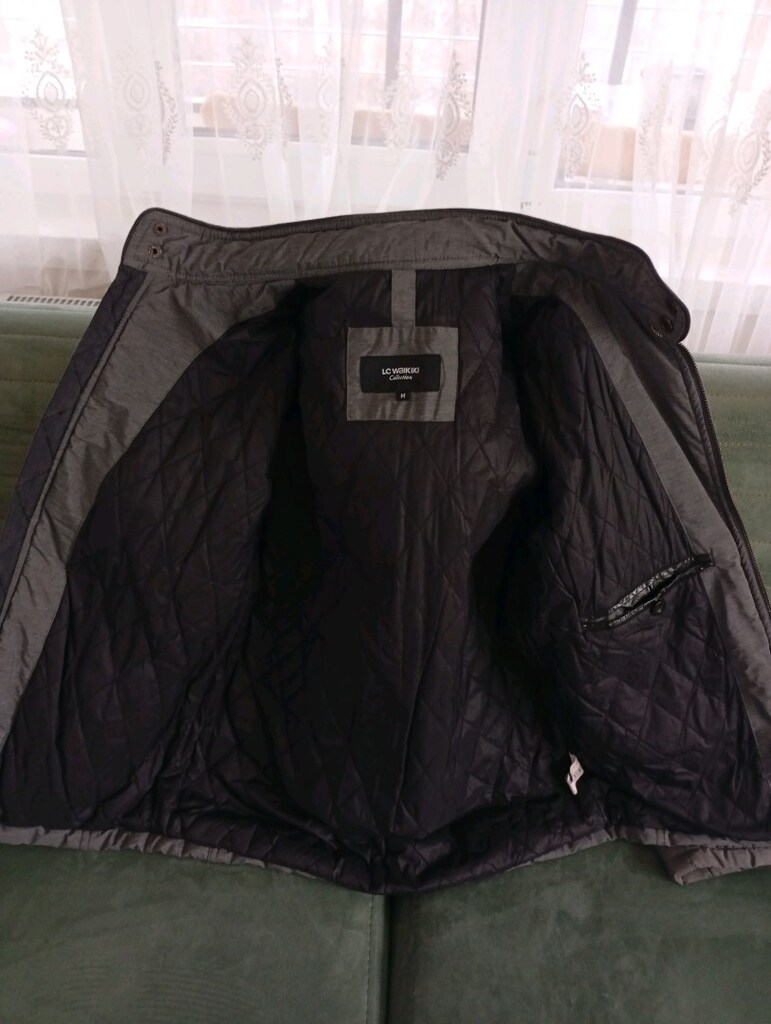 LC Waikiki marka, M, beden, içi elyaflı fermuarlı kışlık mont. - 6
