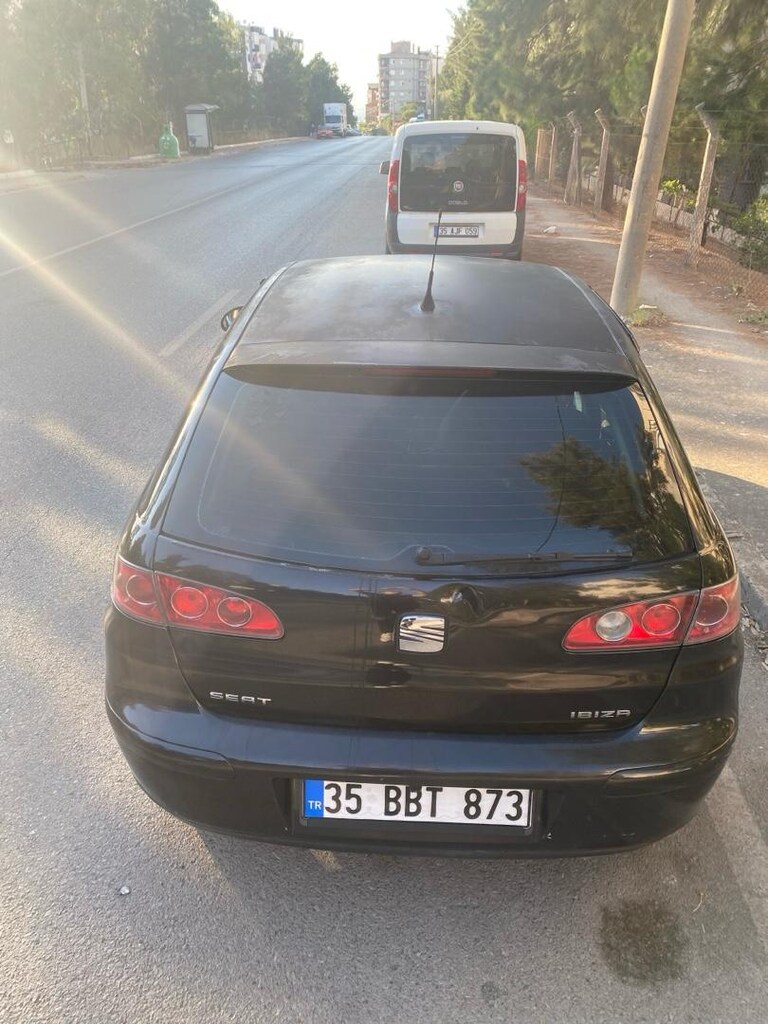 SEAT Ibiza 2004 - 5