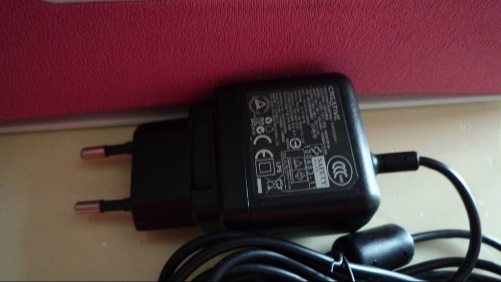 Az Bulunan Renkte Creative Bluetooth Hoparlör - 12