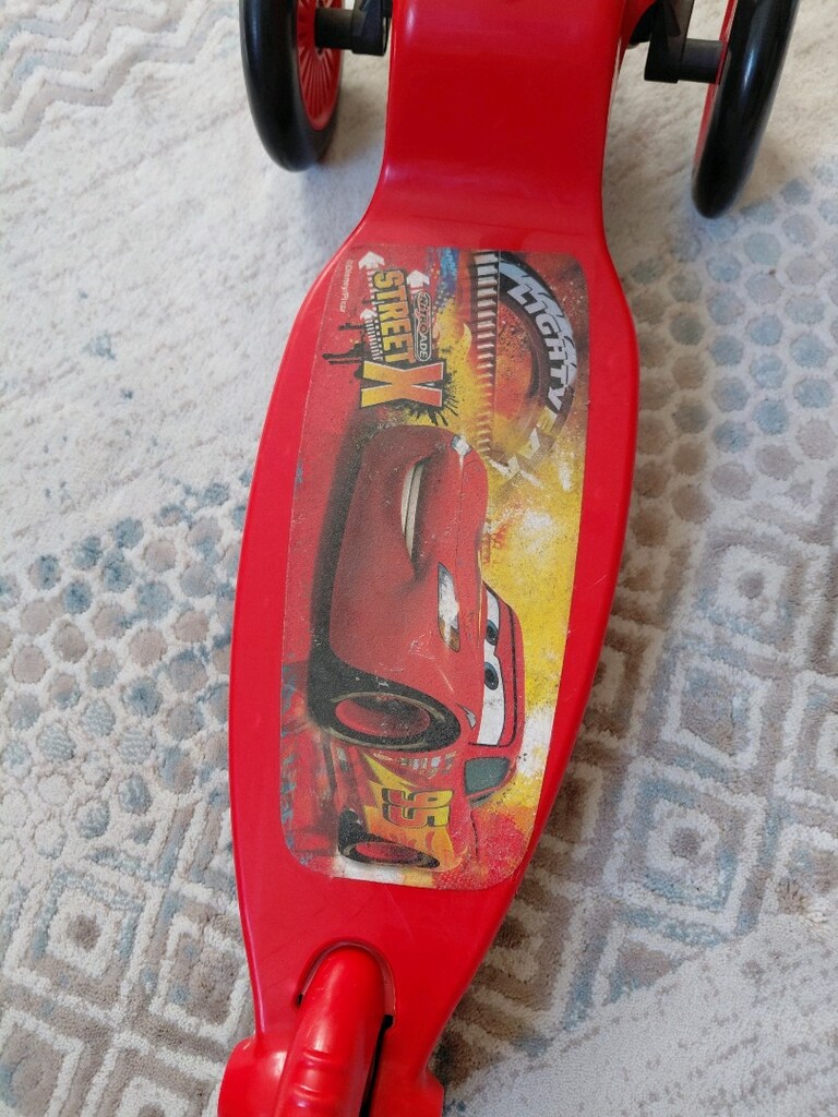 disney cars scooter - 2