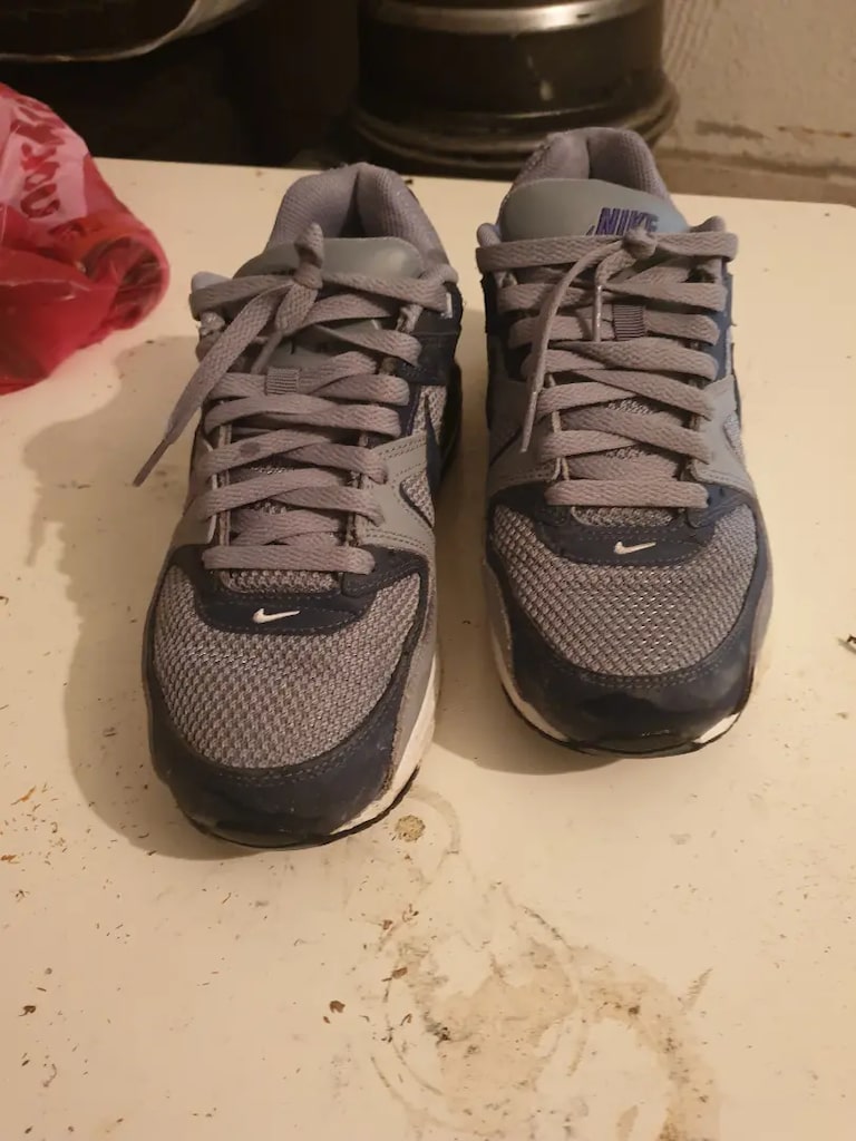 NIKE AIR MAX