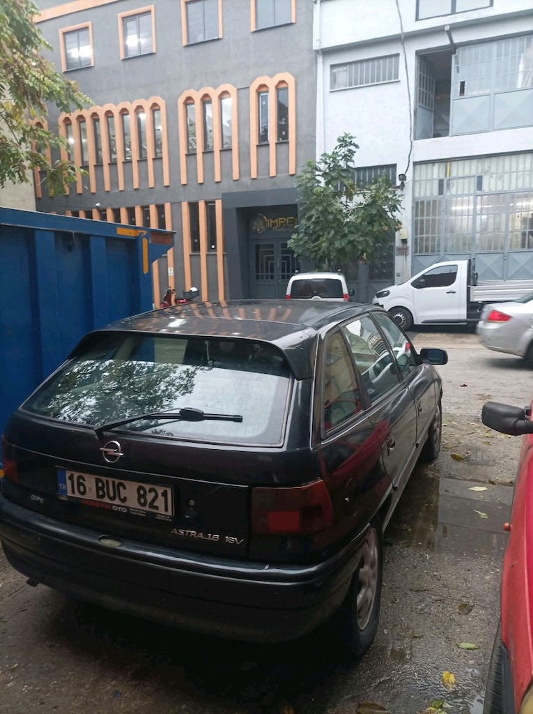 OPEL ASTRA 1.6 16V GL 105HP - 5