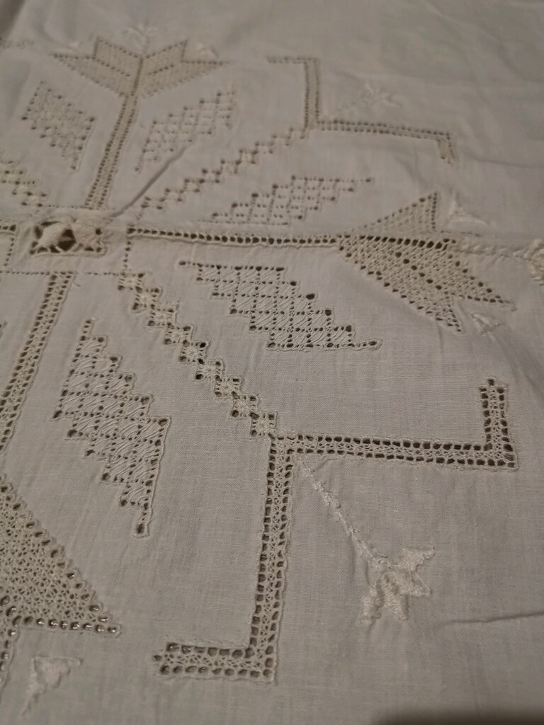 Antika Masa Örtüsü 100 yıllık işleme - 2