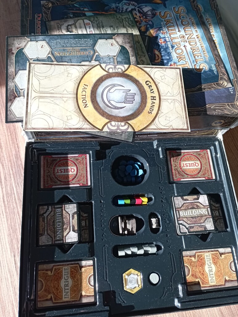 Lords of Waterdeep + Expansion - 2