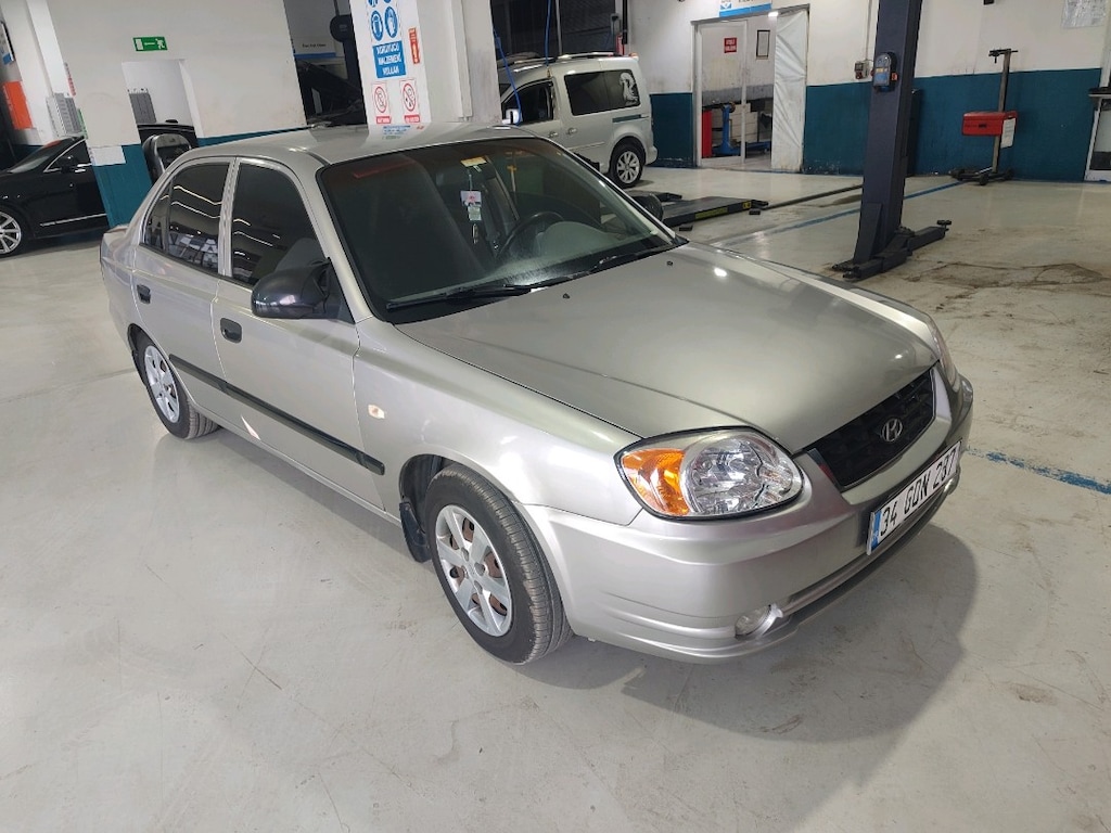 Hyundai ACCENT ADMIRA 1.5 CRDI - 9