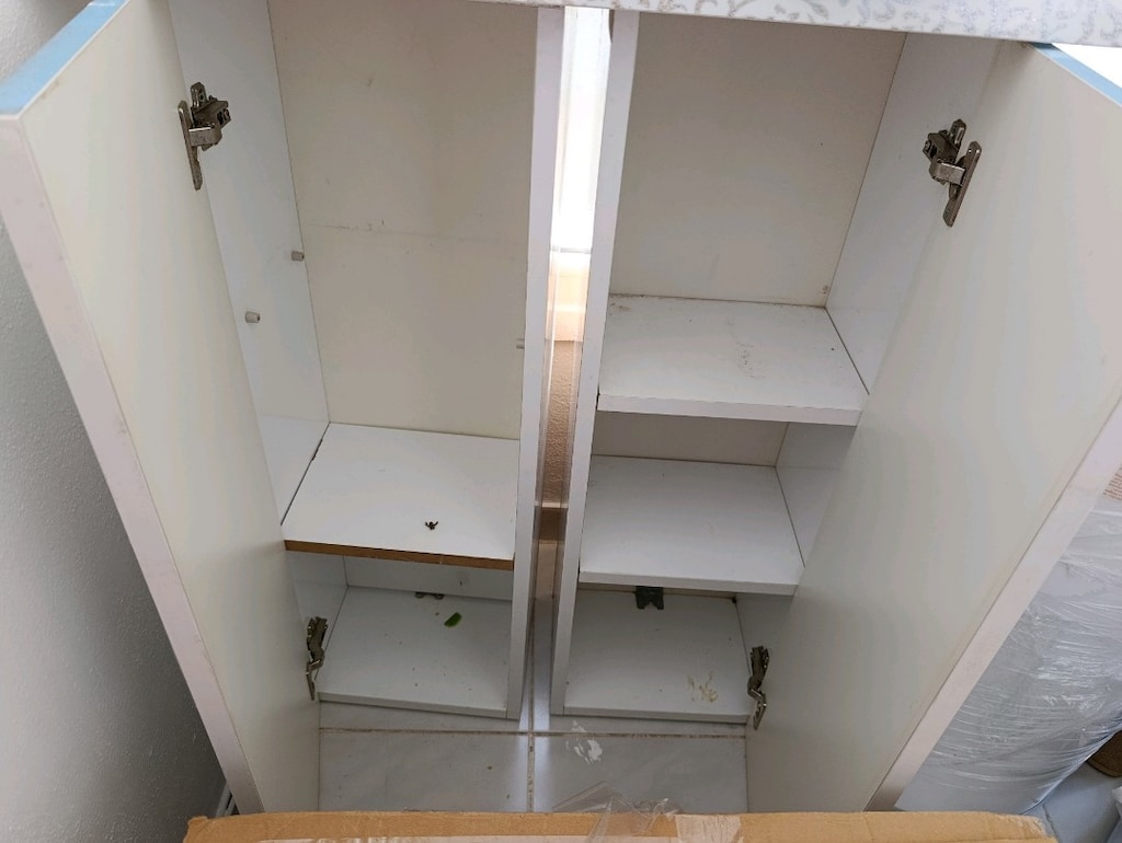 satılık banyo dolabı 3lü - 3
