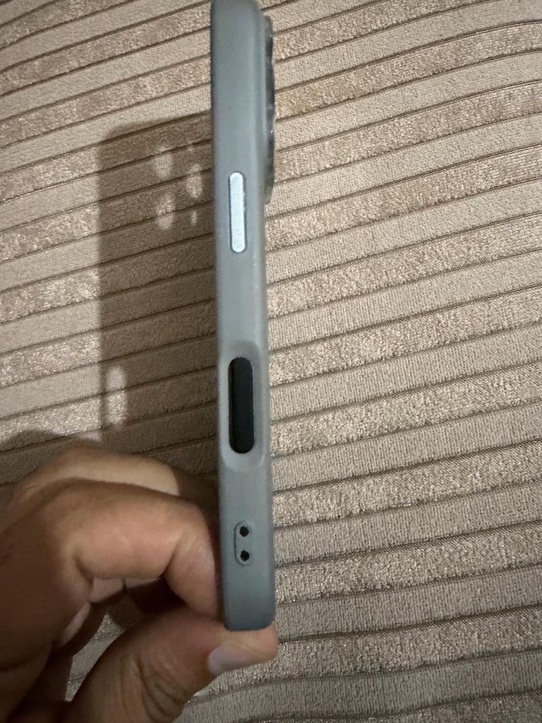 iphone 16 pro kılıf içi kadife - 6