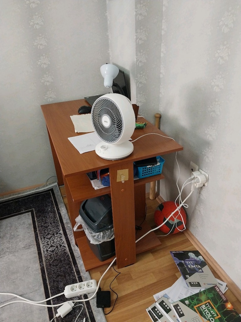 Çalışma masası ve Kitaplık - 4