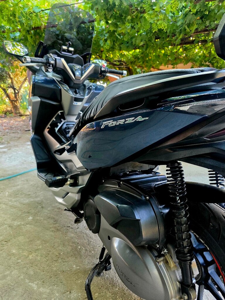 Honda Forza 250 - 14