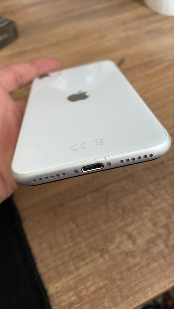 İPHONE SE 2020 - 4