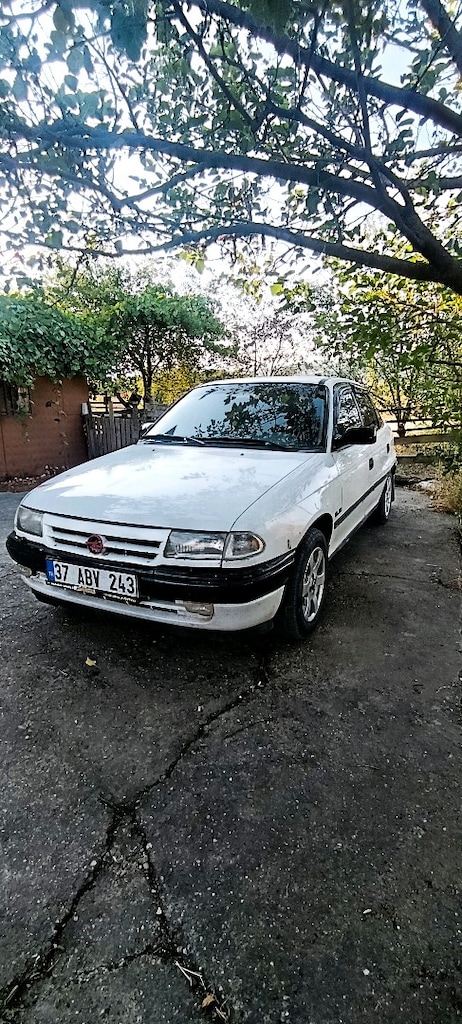 93 model 1.4 82 beygir enjeksiyonlu Opel Astra f - 8