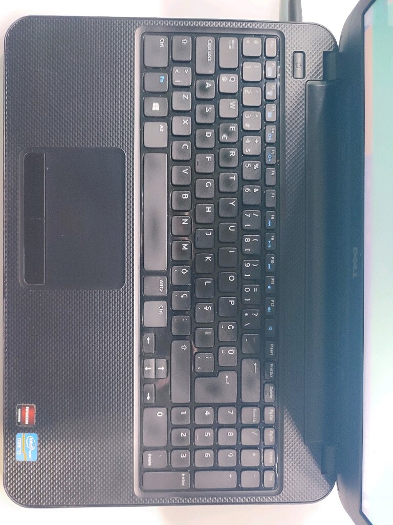 DELL Laptop - 4