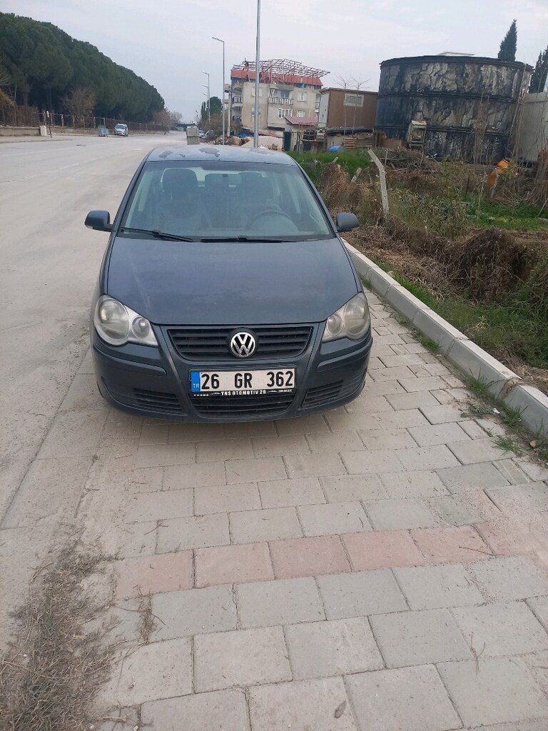 Volkswagen Polo 1.4 tdi - 4