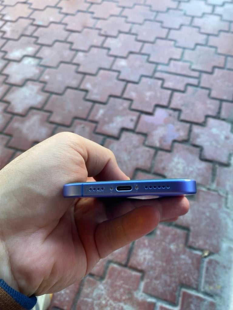 İPHONE 16 PLUS - 4