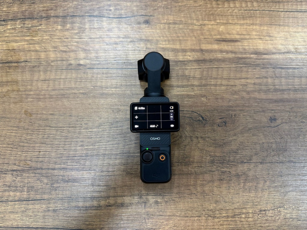 DJI Osmo Pocket 3 Creator Combo Gimbal - 3