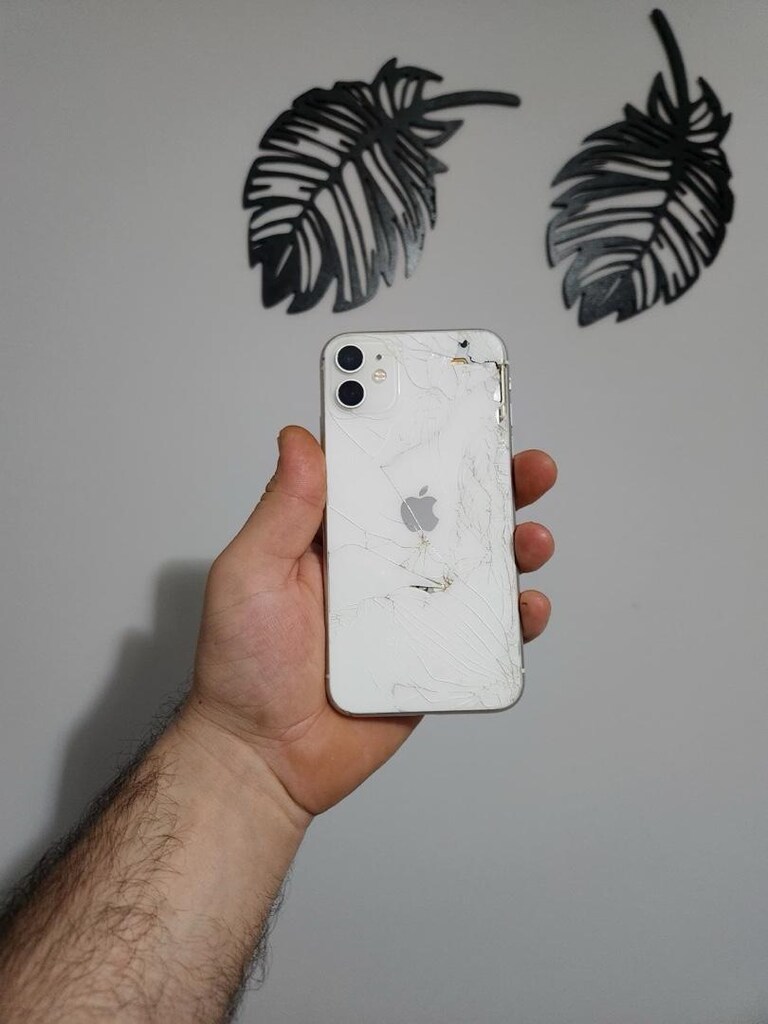 İphone 11 TR 64 GB AÇIKLAMA OKU - 11