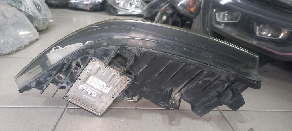 RENAULT MEGAN 2 XENON SAG FAR VALEO ORJINAL - 4